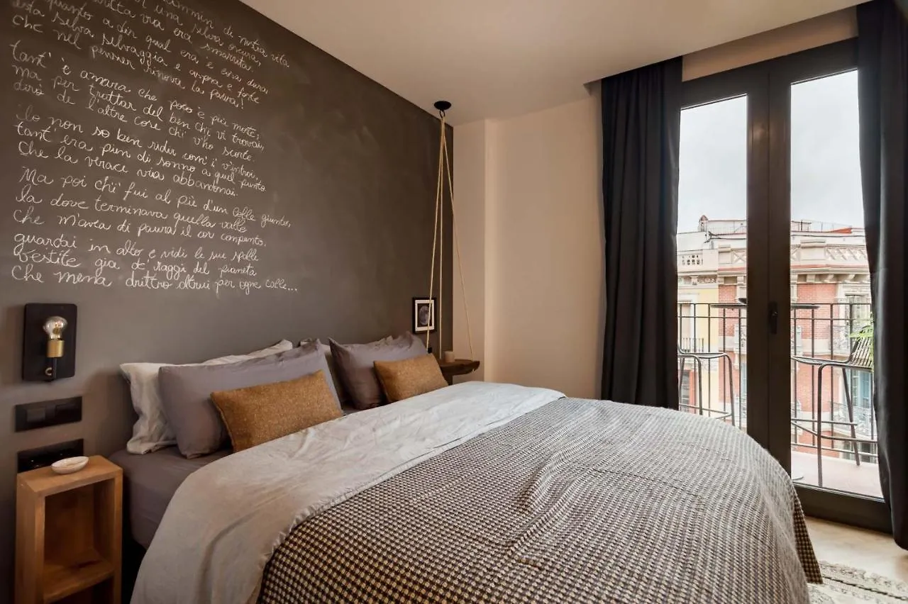 Nevis - Modern Two Bedroom Apartment In Sagrada Familia Barcelona